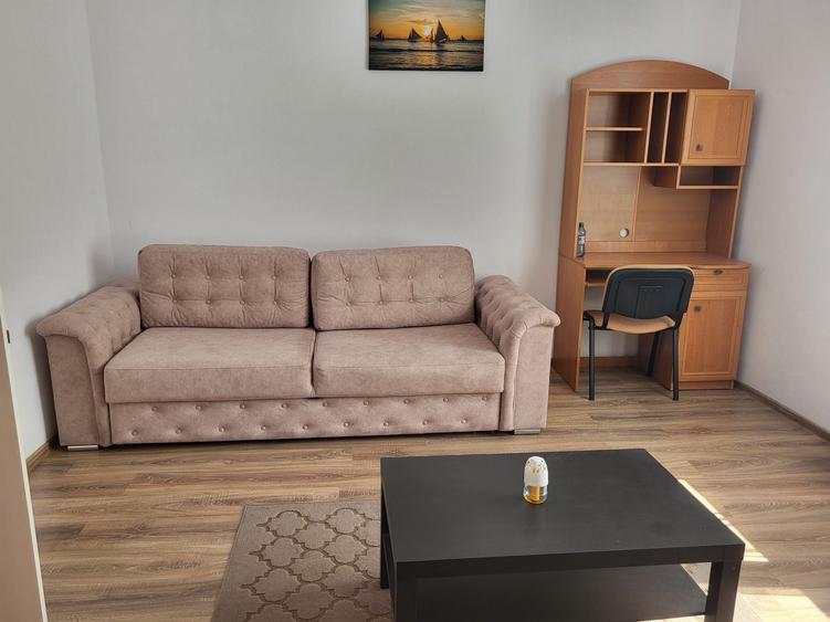Garsonieră semidecomandată în Lotrioara