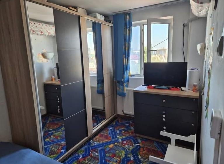 Apartament cu 2 camere nedecomandat în Eroii Revoluției