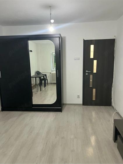 Garsonieră decomandată în Exterior Vest