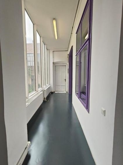 Apartament cu 5 camere semidecomandat în Sinaia