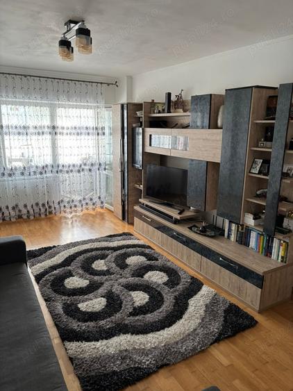 Apartament cu 2 camere decomandat în Buzaului