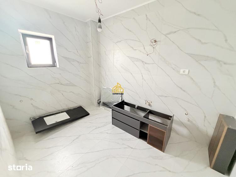 Casă cu 4 camere cu Teren 250 Mp în Clinceni