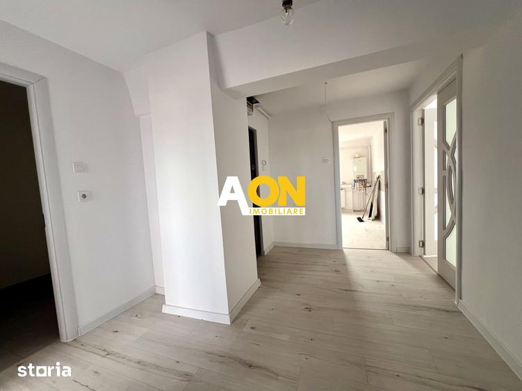 Apartament cu 4 camere decomandat în Cetate