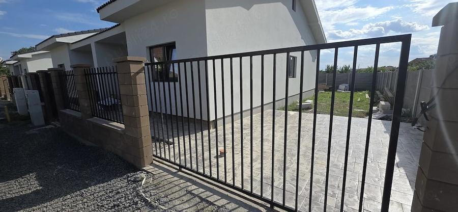 Casă cu Teren 250 Mp în Moșnița Veche