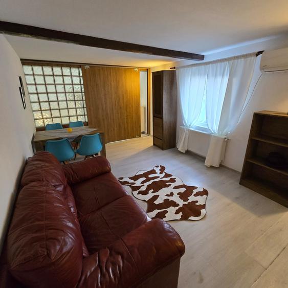 Apartament 2 camere la curte - 1