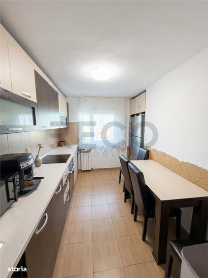 Apartament cu 3 camere decomandat în Nufărul