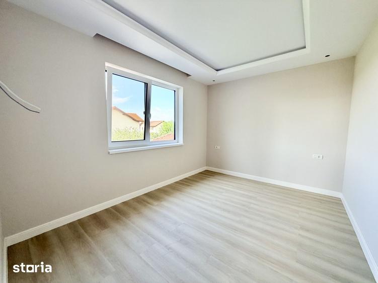 Casă cu 4 camere cu Teren 522 Mp în Moșnița Nouă