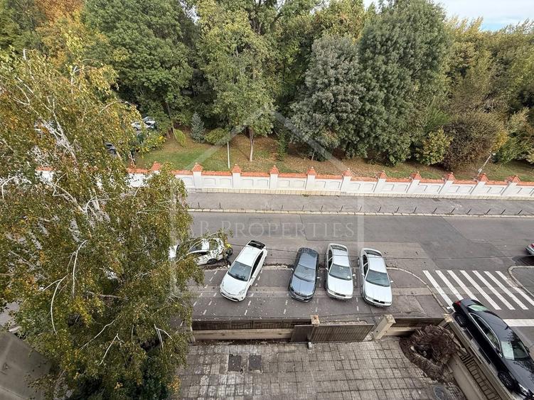 Birou, de 123 mp, în Cotroceni