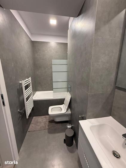 Apartament cu 3 camere decomandat în Obcini