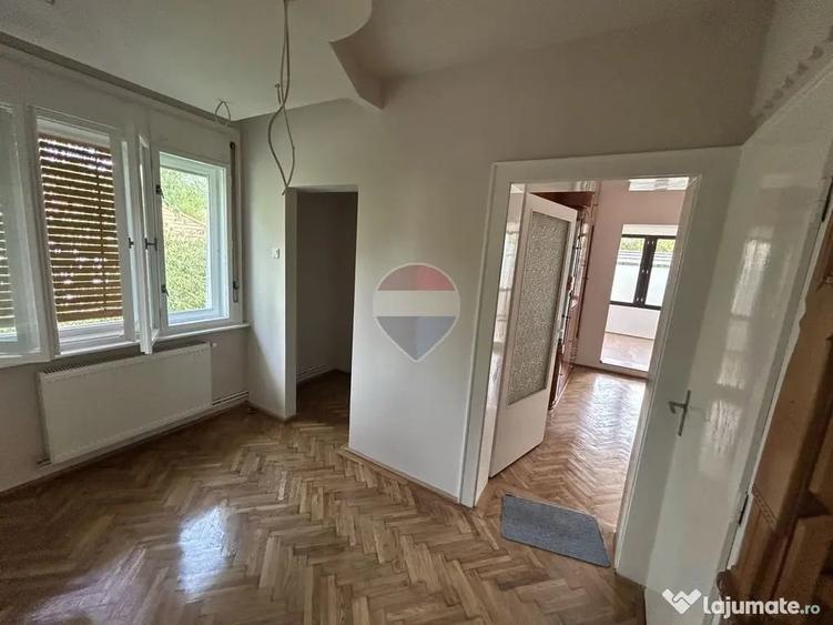 Spațiu comercial, de 135 mp, în Valea Roșie