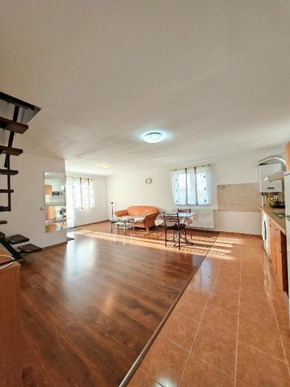 Apartament 3 camere balcon zona Valea Aurie - 3