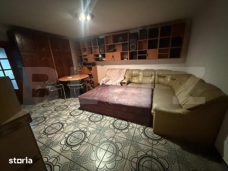 Apartament cu 4 camere decomandat în Central