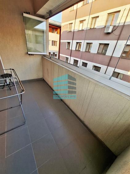 Apartament cu 2 camere decomandat, mobilat în Berceni