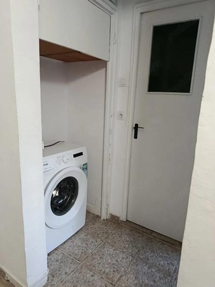 Apartament cu 2 camere decomandat în Sărari