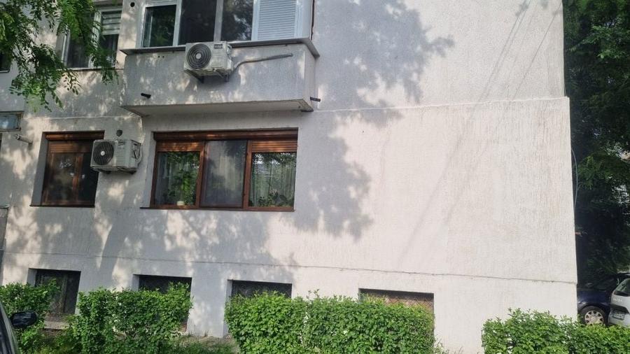 Apartament cu 2 camere semidecomandat în Lanurile