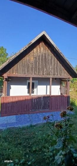 Casă cu 2 camere cu Teren 1113 Mp în Iris