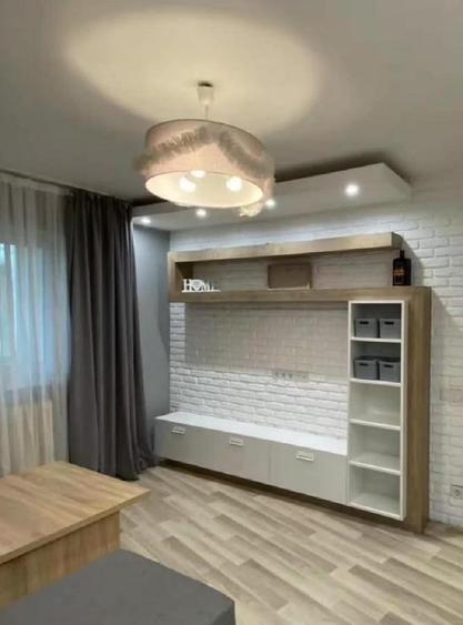 Garsonieră decomandată în Tudor Vladimirescu