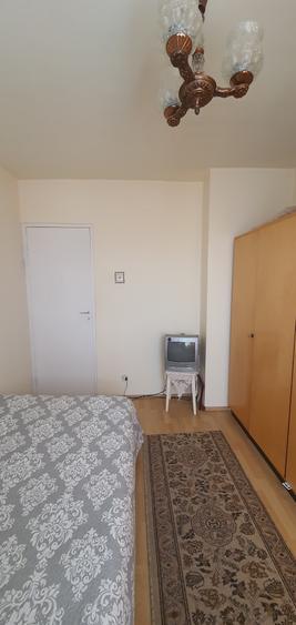 Vand apartament 2 camere , semidecomandat , zona Vasile Aaron - 5