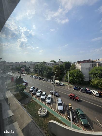 Apartament cu 3 camere decomandat în Mioriței