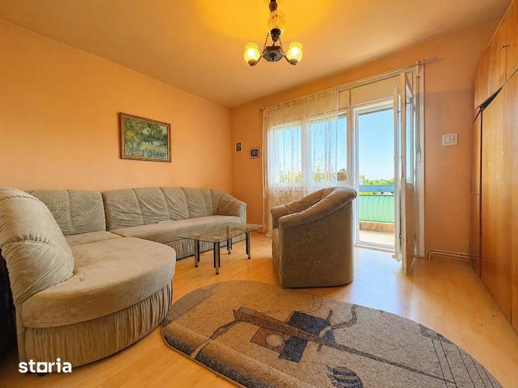 Apartament cu 4 camere, mobilat în Central