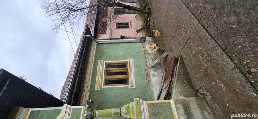 Casă cu 3 camere în Central
