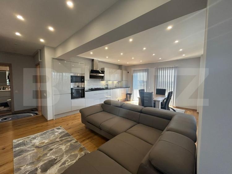 Apartament cu 3 camere semidecomandat, mobilat în Mărăști