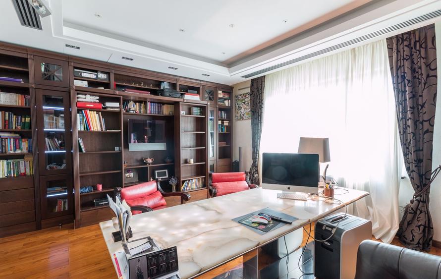 Penthouse cu 6 camere, mobilat în Herăstrău