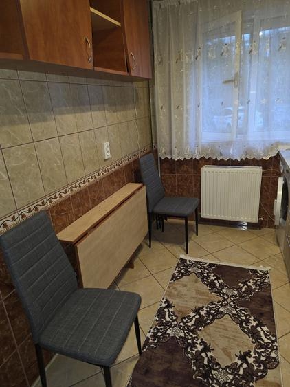 Apartament cu 2 camere în Mihai Bravu
