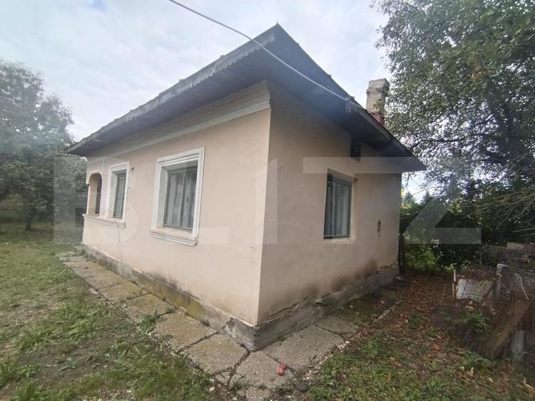 Casă individuală cu 2 camere cu Teren 2000 Mp în Găești