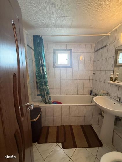Apartament cu 3 camere decomandat în Gorjului