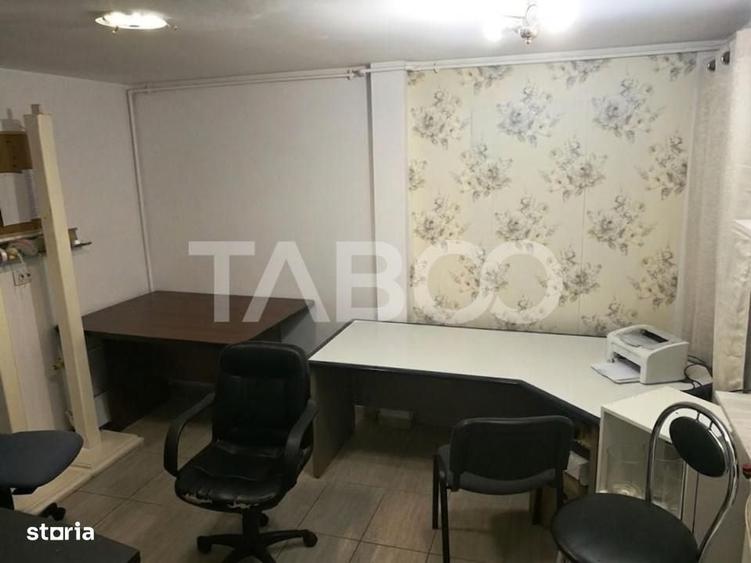 Spațiu comercial, de 73 mp, în Central