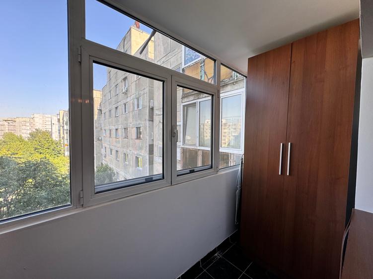 Apartament cu 2 camere decomandat în Tineretului