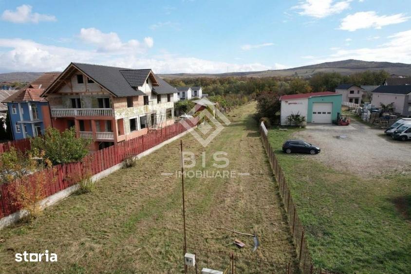 Teren de 2200 mp, în Viișoara