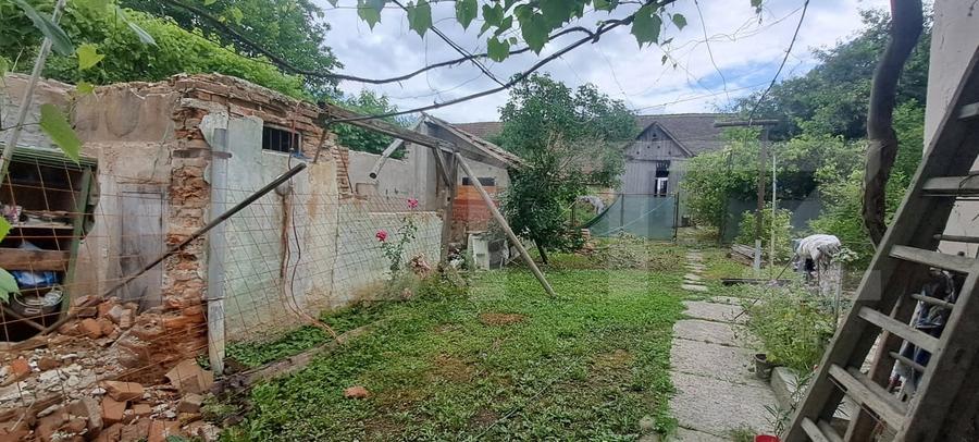 Casă individuală cu 2 camere cu Canalizare în Beclean