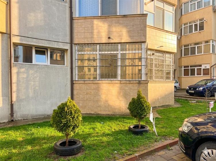 Apartament cu 2 camere nedecomandat, mobilat în Aeroport