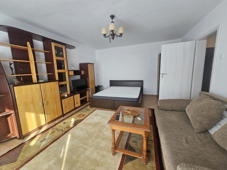 Proprietar, închiriez garsoniera decomandata 42 mp, zona Lujerului, Virtutii - 4