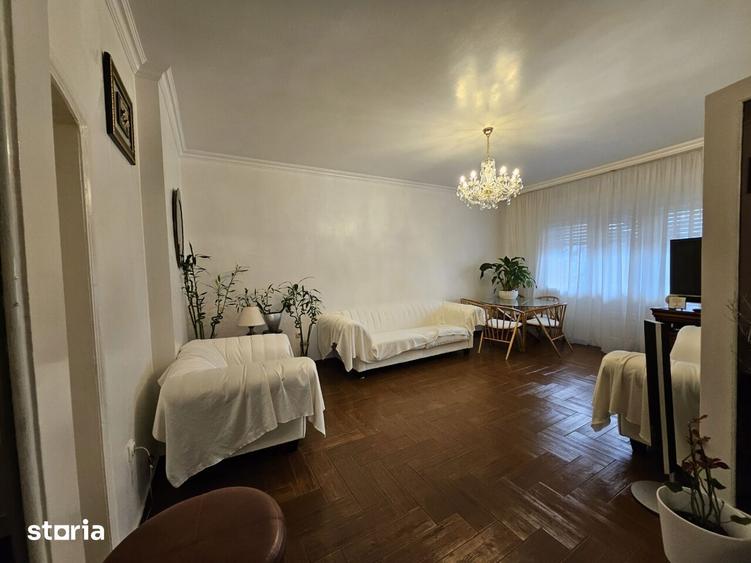 Apartament cu 5 camere în Iancului