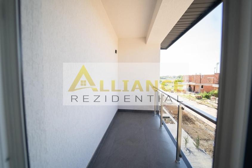 Casă individuală cu 4 camere cu Canalizare în Berceni