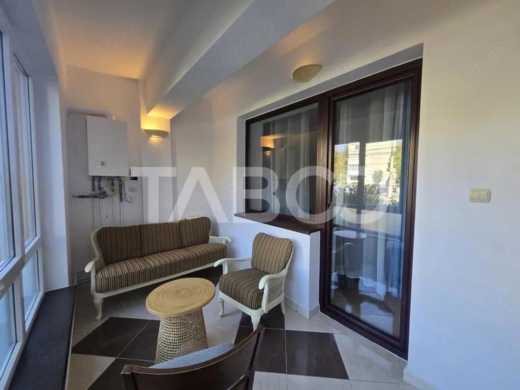 Apartament cu 4 camere decomandat în Central