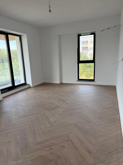 Apartament cu 2 camere decomandat în Drumul Taberei