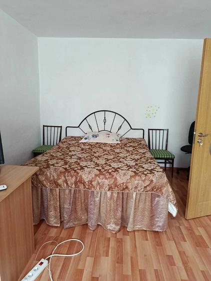 Garsonieră decomandată în Păcii