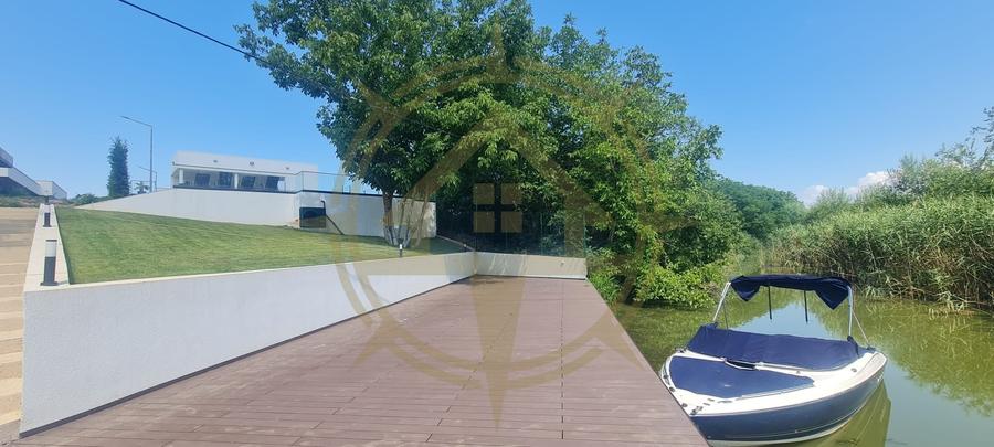 Casă cu 4 camere cu Piscina în Snagov