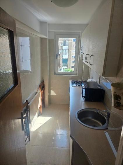 Apartament cu 2 camere decomandat, mobilat în Drumul Taberei