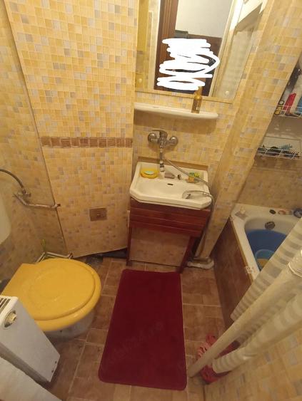 Apartament cu 2 camere semidecomandat în Simeria