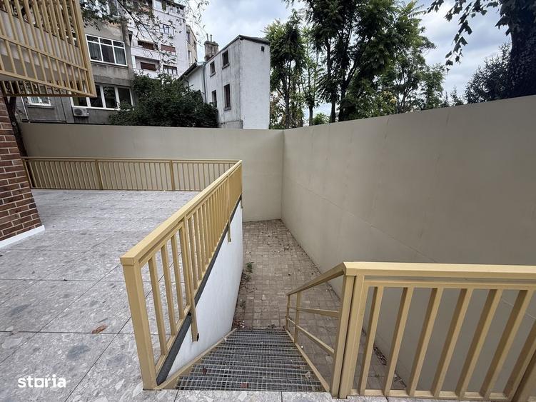 Apartament cu 3 camere decomandat în Unirii