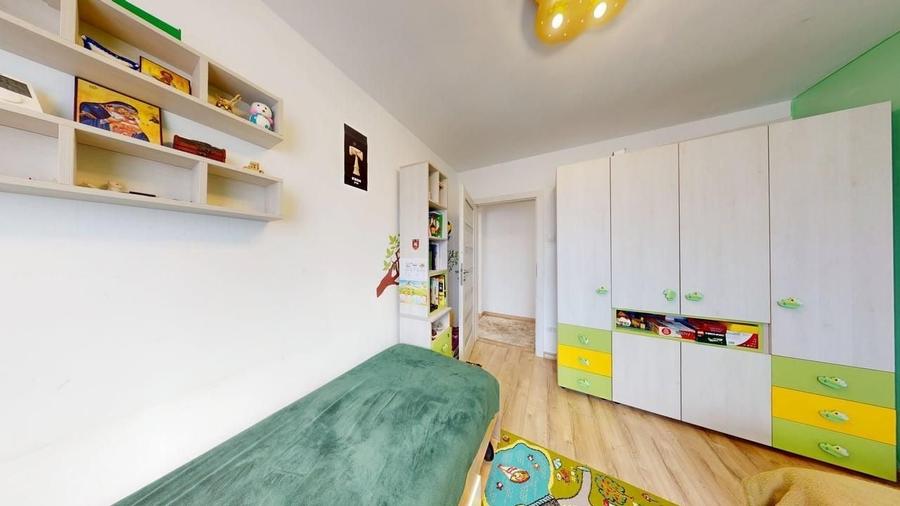 Apartament cu 3 camere în Hipodrom 1