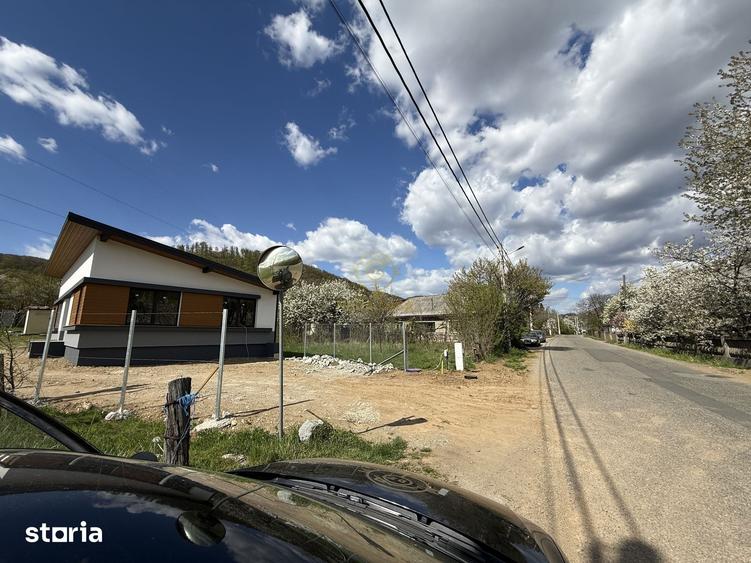 Casă cu 3 camere cu Teren 900 Mp în Valea Chioarului