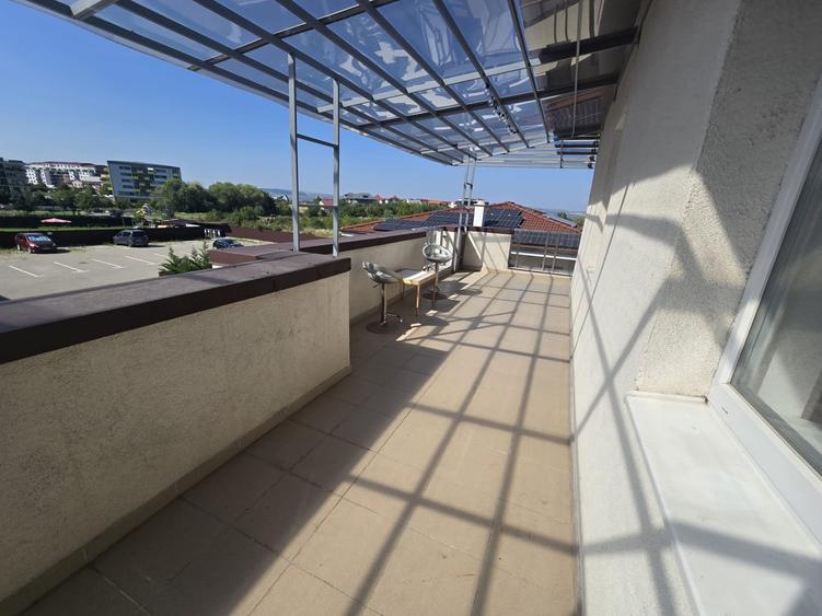 Apartament cu 2 camere decomandat, mobilat în Bună Ziua