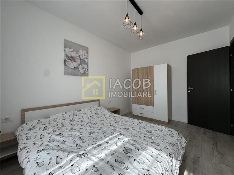 Apartament cu 2 camere decomandat în Calea Moldovei