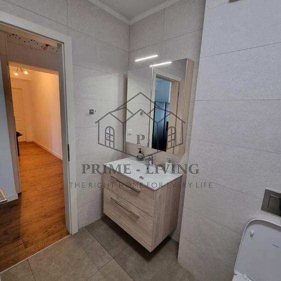 Apartament cu 3 camere, mobilat în Victoriei